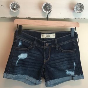 HOLLISTER EUC MIDI SHORTS, SIZE 23.